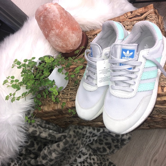 Adidas: Gray I-5923 Sneakers - Picture 2 of 8